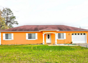 Bright, comfy, economy 3 bedroom 2 bathroom home